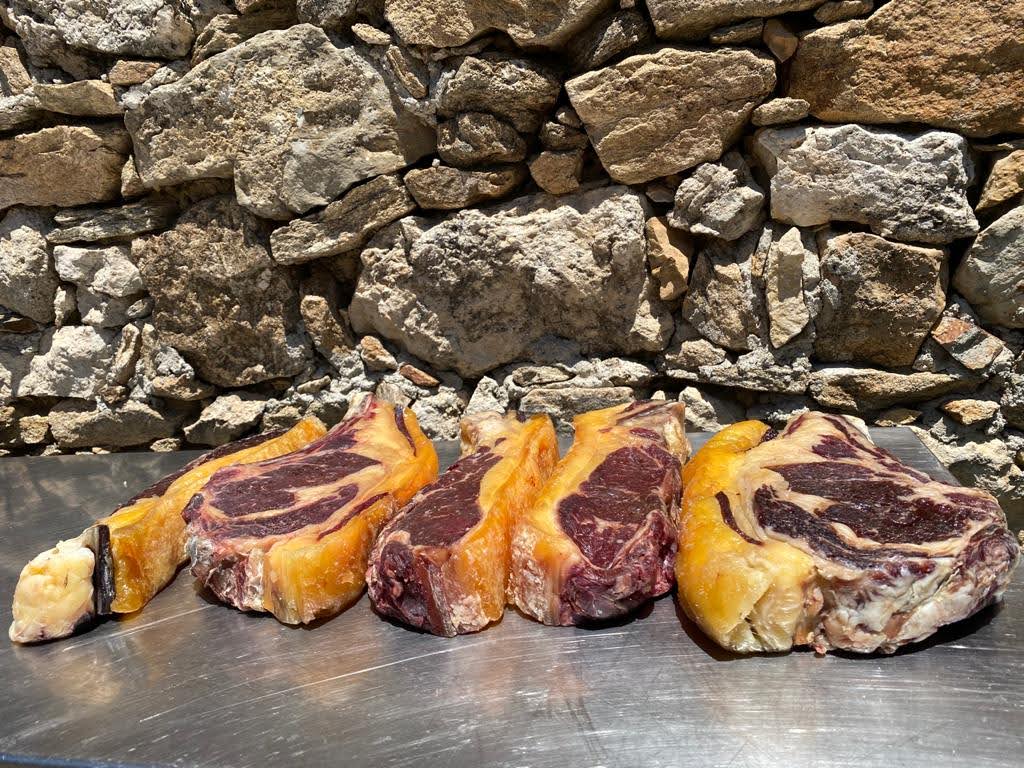 Chuletón delicioso de carne de ternera